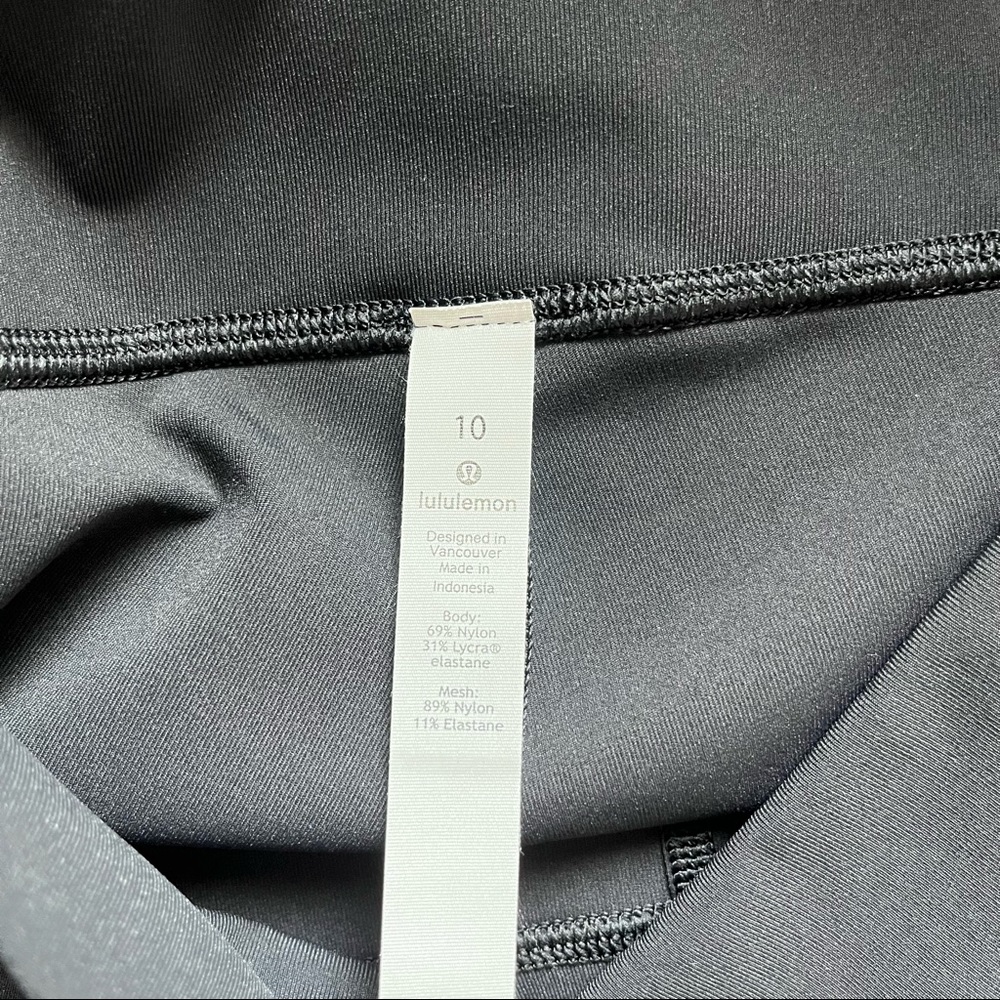 Lululemon Wunder Under High-Rise Tight* Flocked 28"
Black - Picture 16 of 16